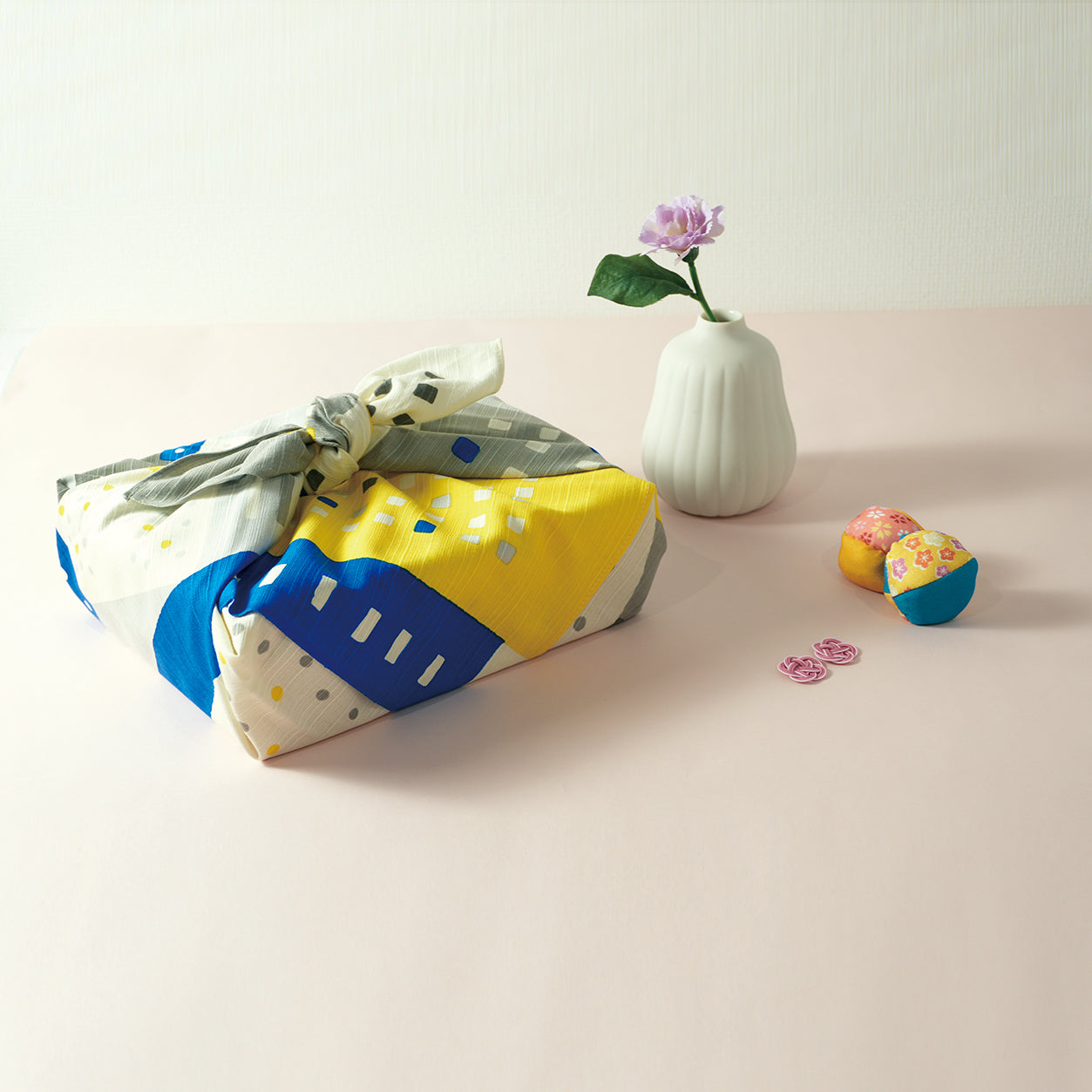 Japanese Furoshiki Wrap – Wagara City Lights, Gray | Hand-Dyed in Kyoto | Sustainable Cotton Gift Wrap