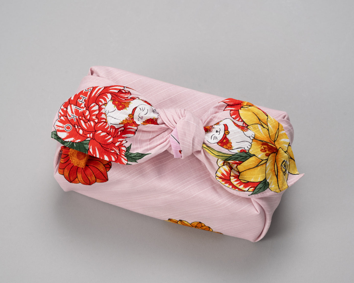 Gift Set: Notebook + Furoshiki Wisteria & Swallow Notebook × Lucky Cat Furoshiki|Made in Japan