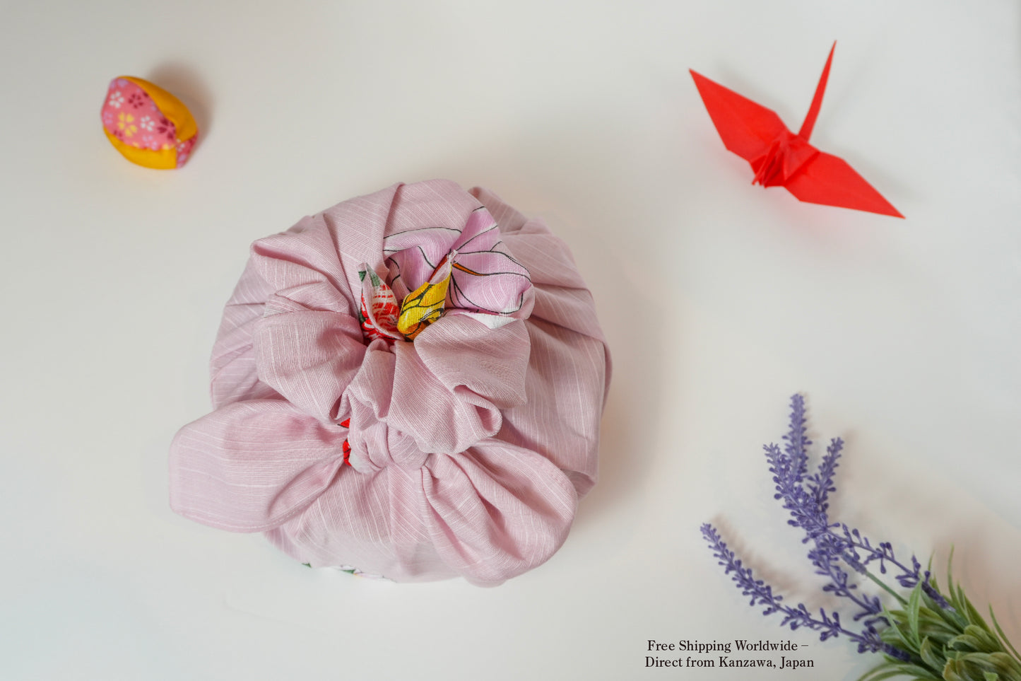 Furoshiki (Wrapping Cloth) | Hanatsume Maneki Neko (Beckoning Cat) | 100% Cotton, 70cm, Made in Japan | KASHIKO