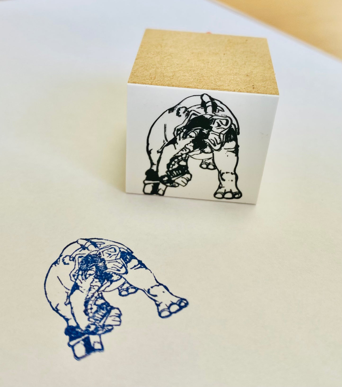 Stamp “Sacred Elephant”|Design by Kutani Ware Artist Yasushi Yamachika|Wooden Handle|Made in Japan