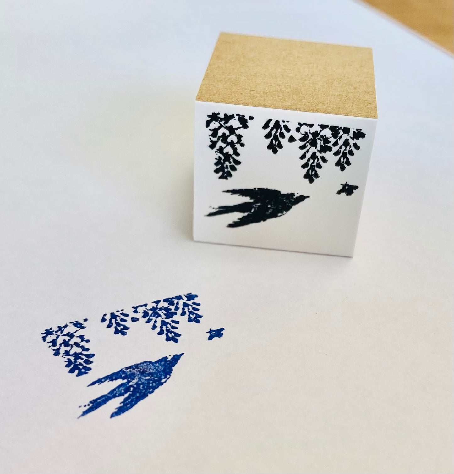 Stamp “Wisteria and Swallows”|Design by Kutani Ware Artist Satomi Kawada|Wooden Handle|Made in Japan