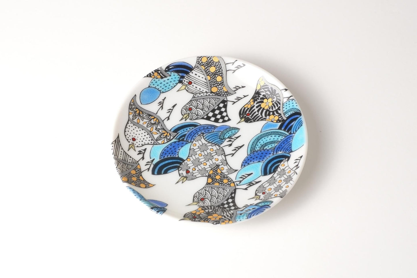 Kutani Art Small Plate, Line Painting, Gold Lacquer, Plover, Supervised by Kazuyoshi Kitamura