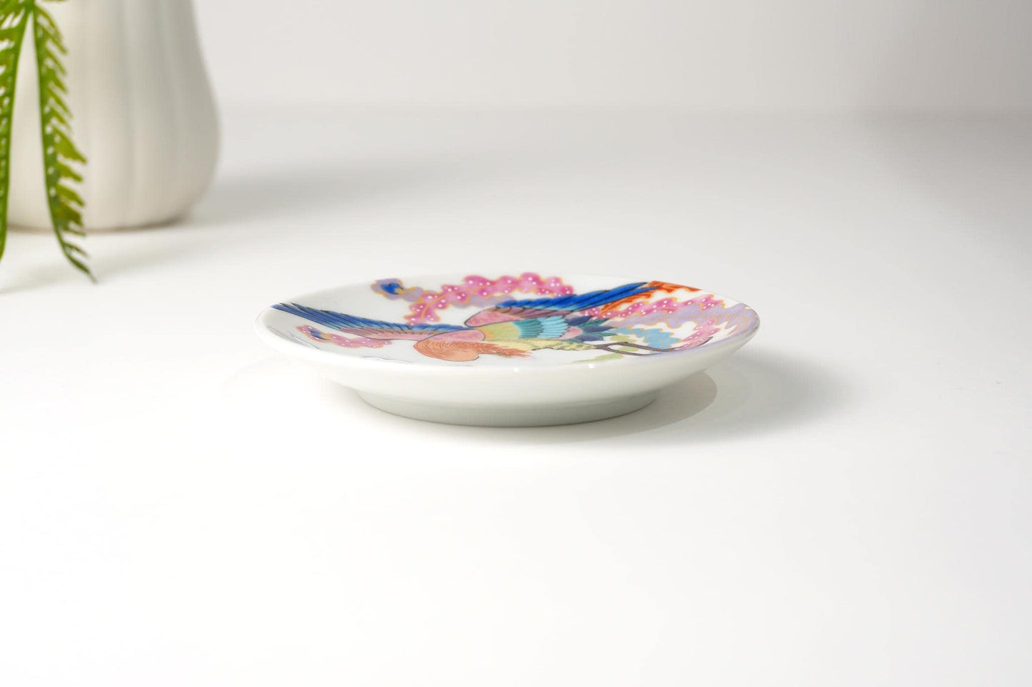 Kutani Art Small Plate Peony and Phoenix, supervised by Daiki Yamazaki