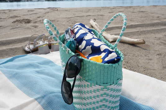 バックにそっと1枚。日本の美を持ち歩く【ひょうたん】