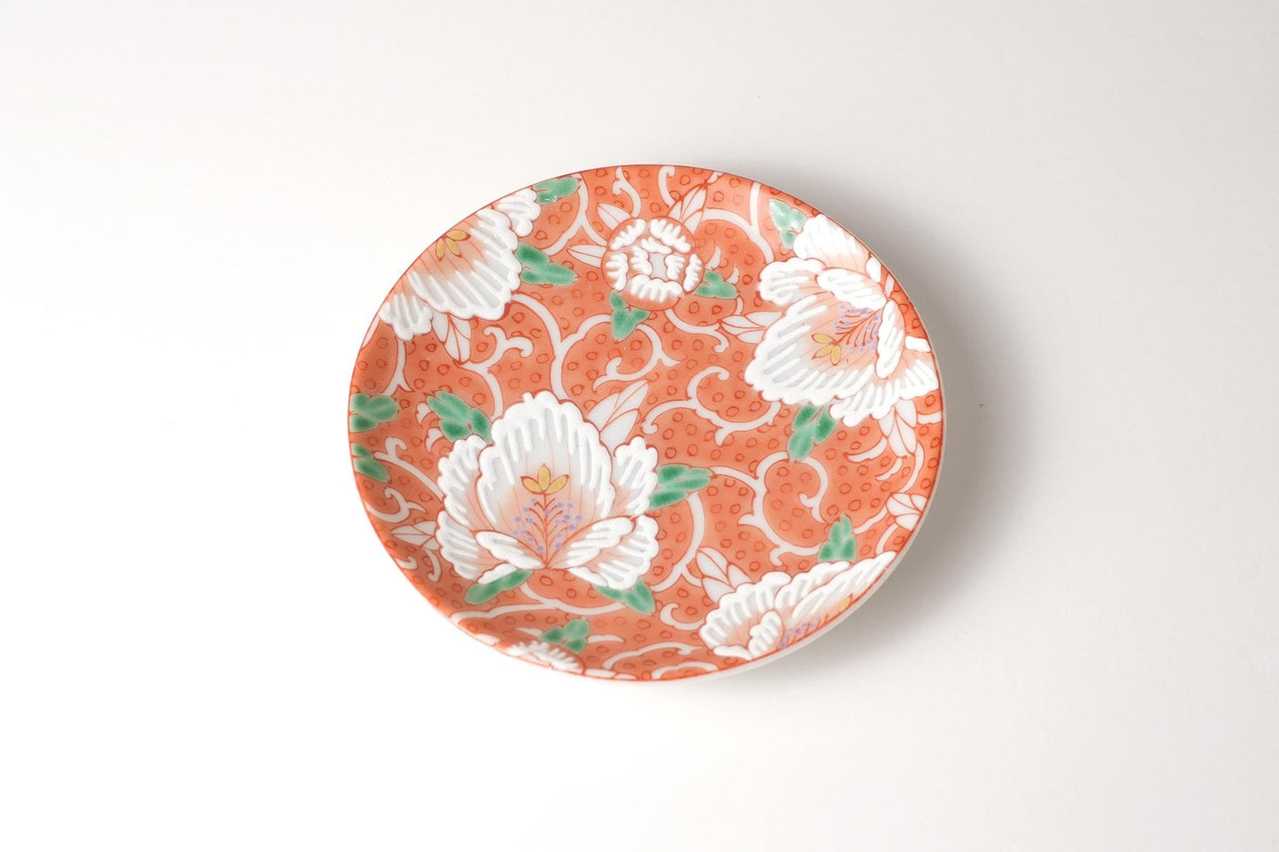 Kutani Art Small Plates: Akie Manyo Hana, under the supervision of Hoshizora Tamura