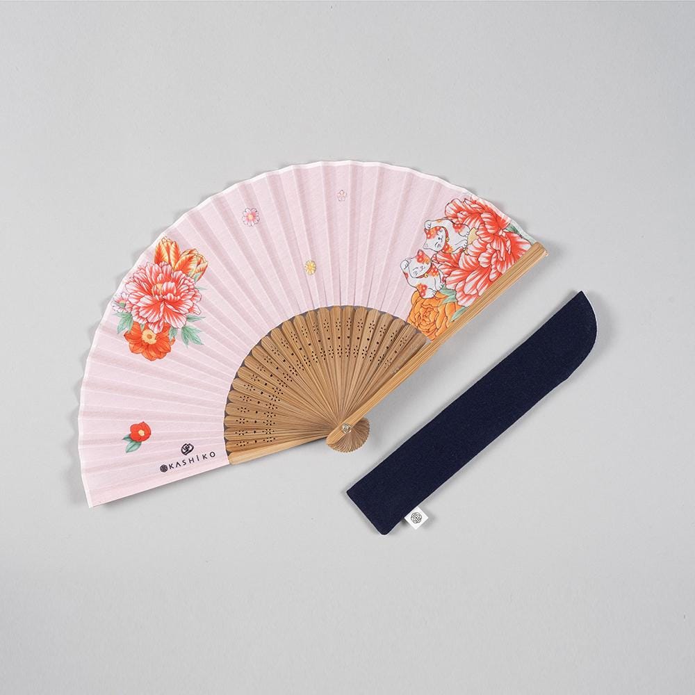 Sensu Set〈Floral Lucky Cat〉|Kutani Artist Design by Satomi Kawada – Folding Fan, Chirimen Pouch, and Gift Box