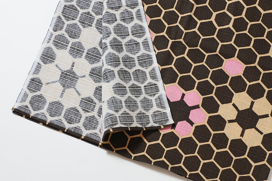 Furoshiki (tissu d'emballage) | Hexagonal, marron | 100% coton, 70 cm, fabriqué au Japon | Mashu KYOTO