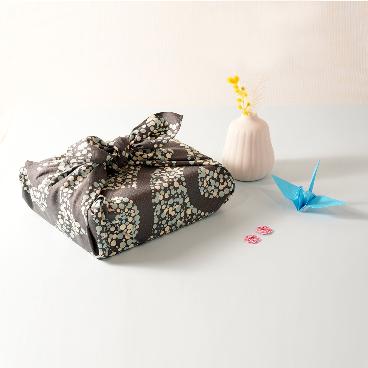 Furoshiki | Arabesque, Gris | 100% coton, 70 cm, fabriqué au Japon | Mashu KYOTO