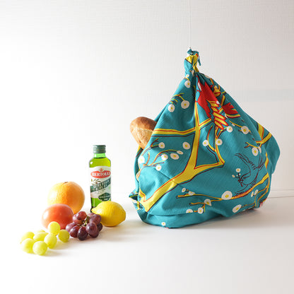 Furoshiki (Wrapping Cloth) | Flower-Eating Bird, Green | 100% Cotton, 90cm, Made in Japan | Mashu KYOTO