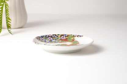Kutani Art Small Plate, Overglaze Enameling, Design of Flowers and Dragons, Supervised by Takashi Satoh