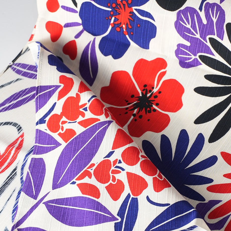 Furoshiki (Wrapping Cloth) | Flower and Bird Design, Red | 100% Cotton, 70cm, Made in Japan | Mashu KYOTO