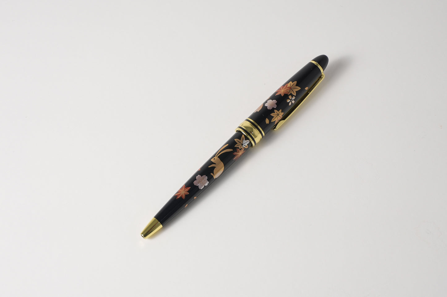 Urushi lacquer ballpoint pen / Rabbit in spring and fall