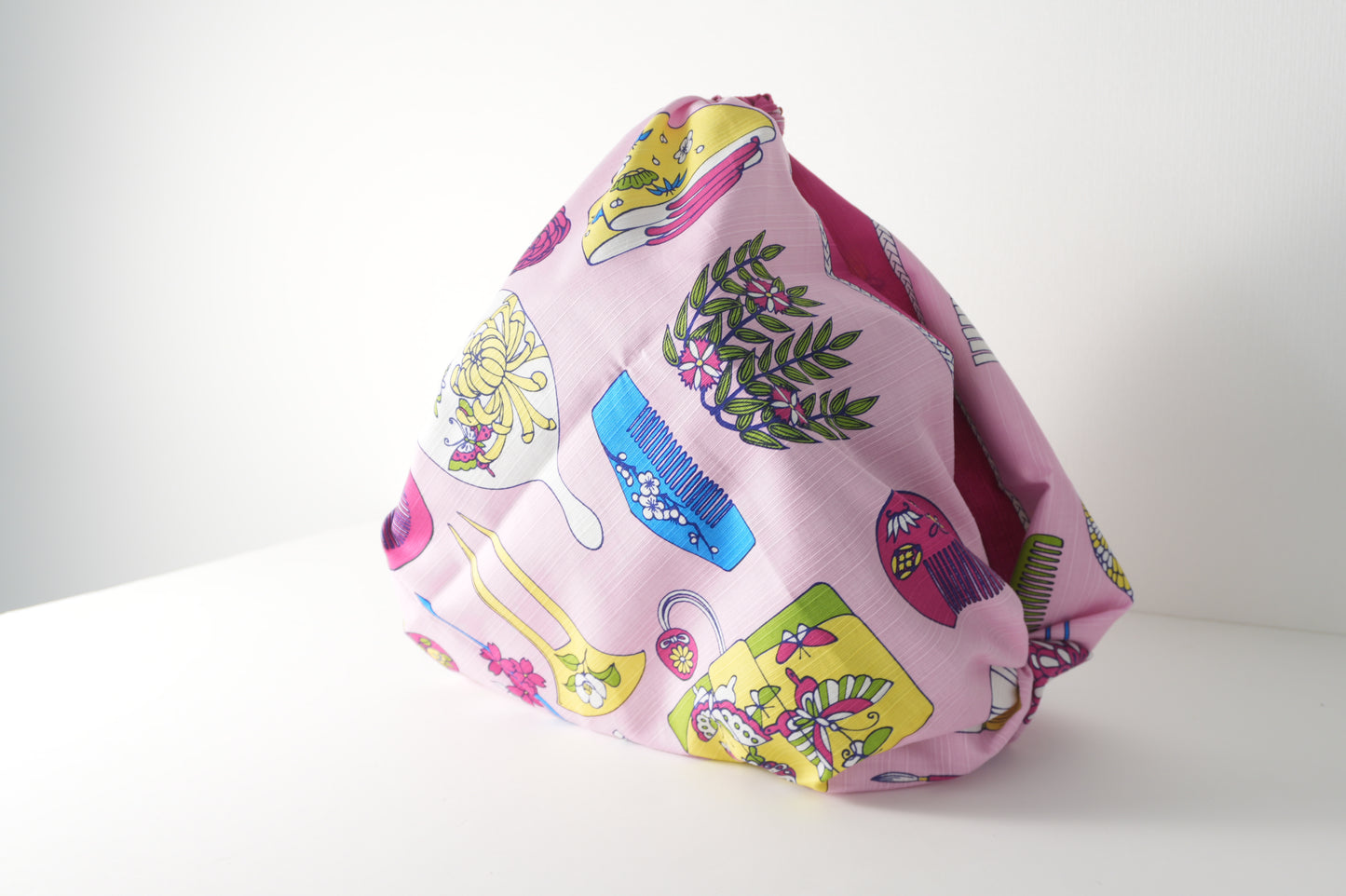 【Grand format 90 cm】Furoshiki (tissu d'emballage) | Jaune Camélia | 100% coton, 70 cm, fabriqué au Japon | Mashu KYOTO