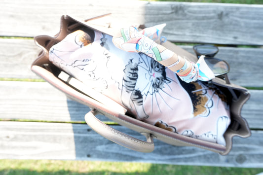 A Touch of Japan in Your Bag – “Cat” Furoshiki