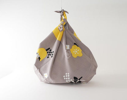 Japanese Furoshiki Wrap – Wagara Camellia yellow | Hand-Dyed in Kyoto | Sustainable Cotton Gift Wrap 